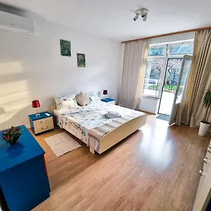 Appartamento Retreat With Free Parking, Pola